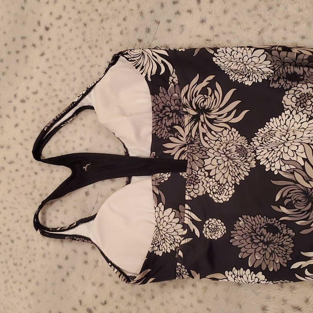 JoyLab Swimsuit - Picture 3 of 5